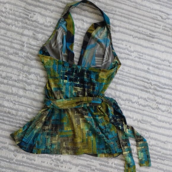 BCBGMaxAzria HALTER TOP W/WAIST TIE SIZE XS - Picture 3 of 4